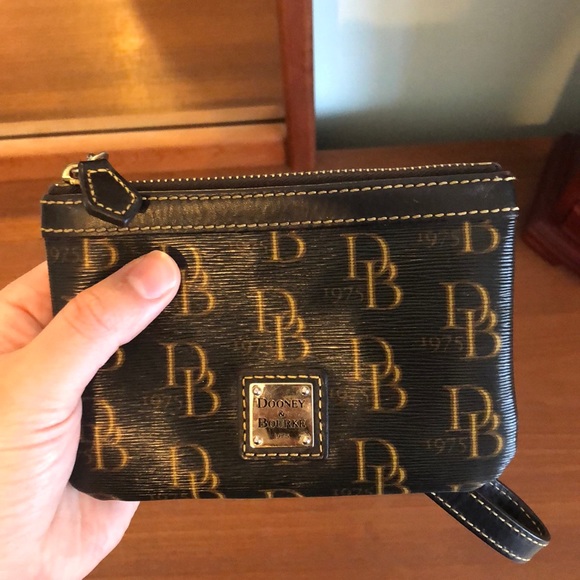 Wristlet - Picture 3 of 3